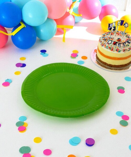 Plato 18 cm. diametro paquete x 10 VERDE