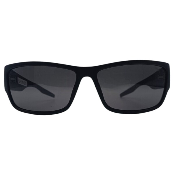 IM012120 negrouniforme