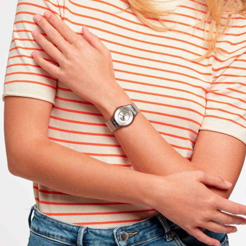 Reloj Swatch Metal Knit SS08M100M para mujer en acero Plateado