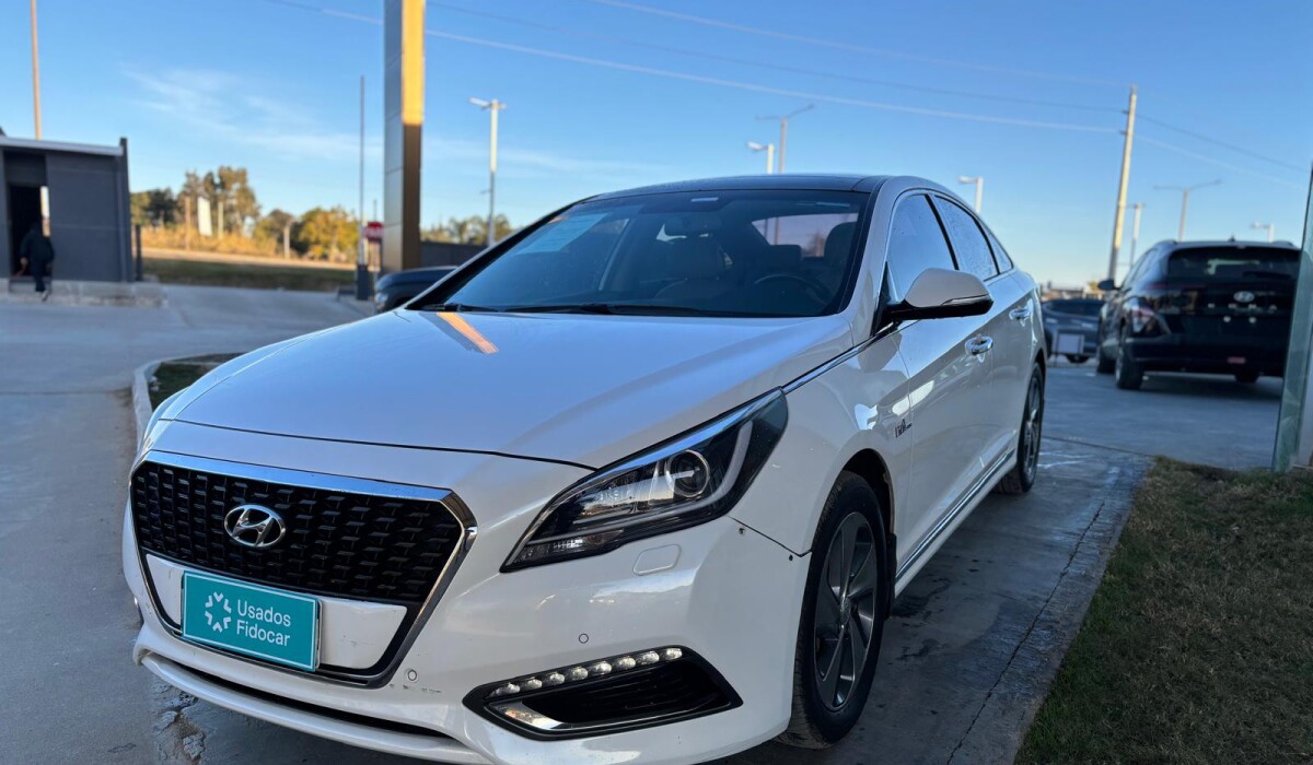Hyundai Sonata 2,0 Hybr - 2017 Hyundai Sonata 2,0 Hybr - 2017