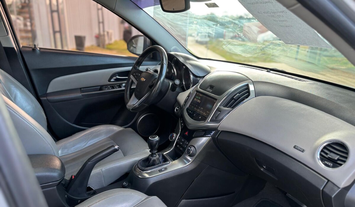 Chevrolet Cruze 1,8 LTZ - 2015 Chevrolet Cruze 1,8 LTZ - 2015