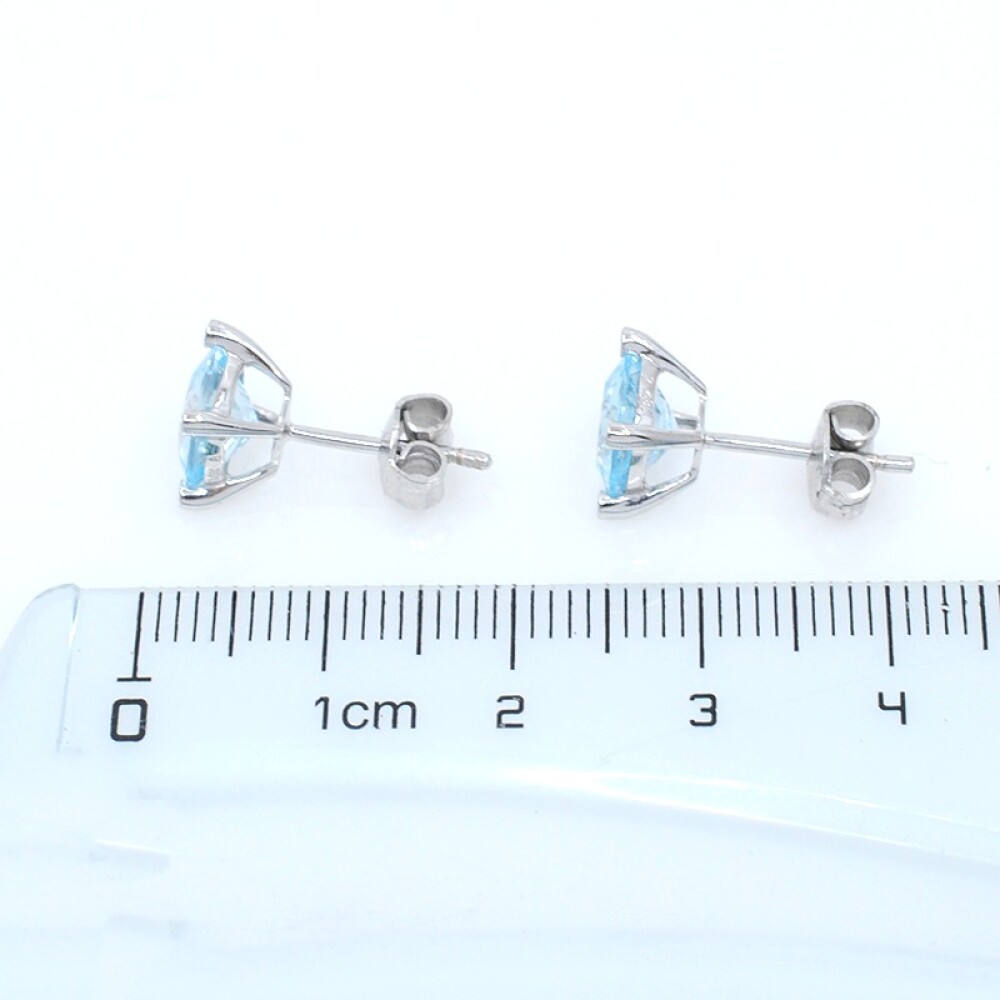 Caravanas oro 18k blanco , topacio azul y brillantes Caravanas oro 18k blanco , topacio azul y brillantes