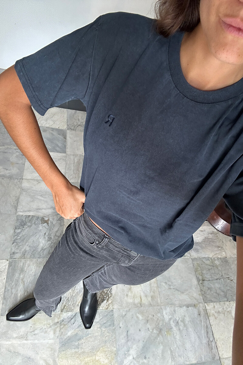 Tul Black