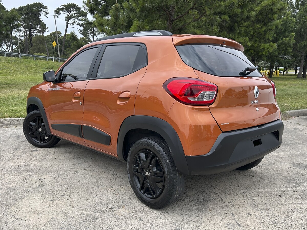 Renault Kwid Outsider EXCELENTE ESTADO! | Permuta / Financia Renault Kwid Outsider EXCELENTE ESTADO! | Permuta / Financia