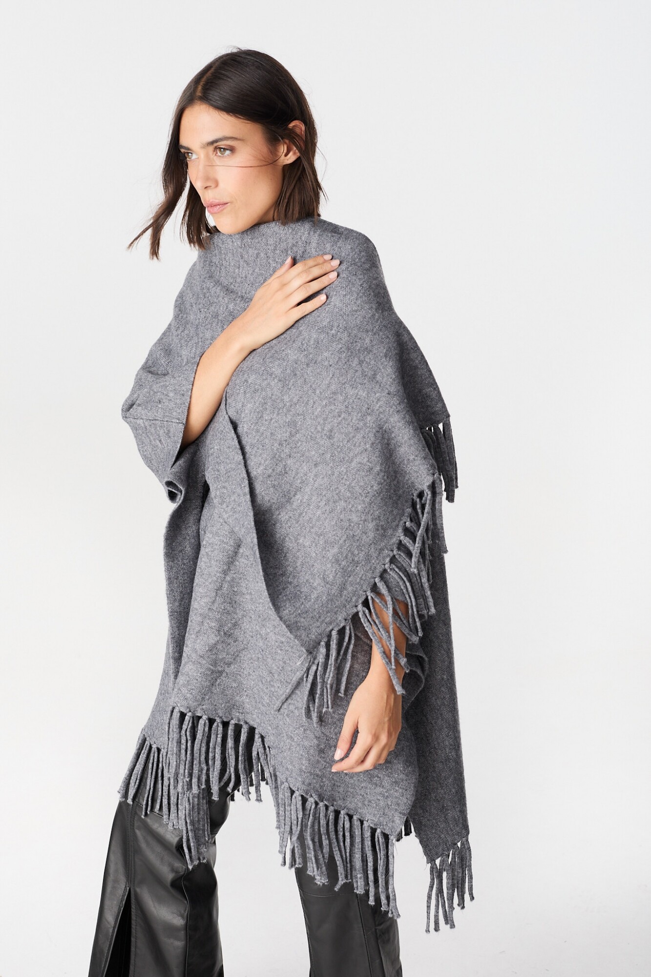 Varley Ruana Ruana Calen - Gris — PetraStore