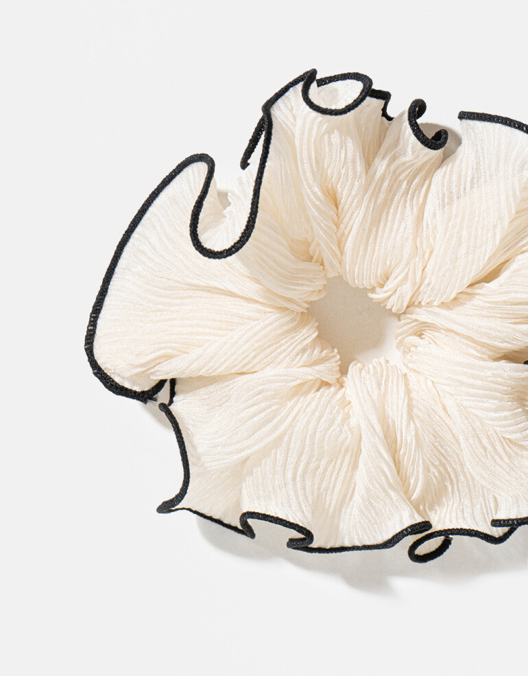 Skunzies Lisas Scrunchie Con Bordado - Combinacion Bicolor