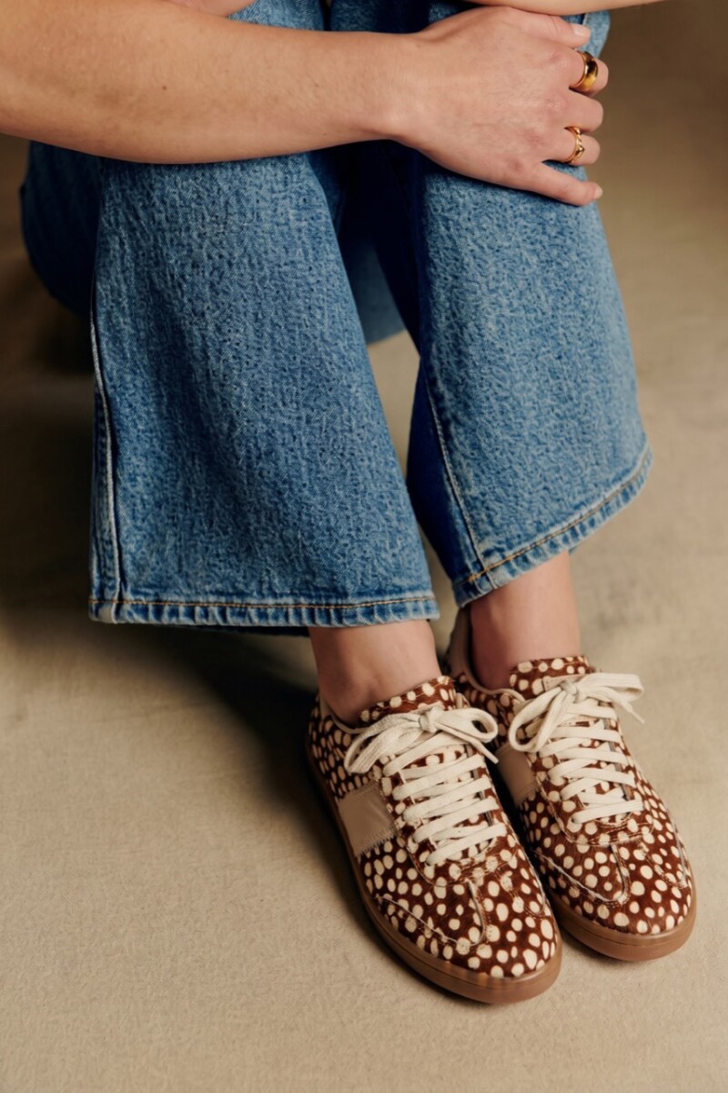 Zapatilla Pelo Animal Print Deer Ocre