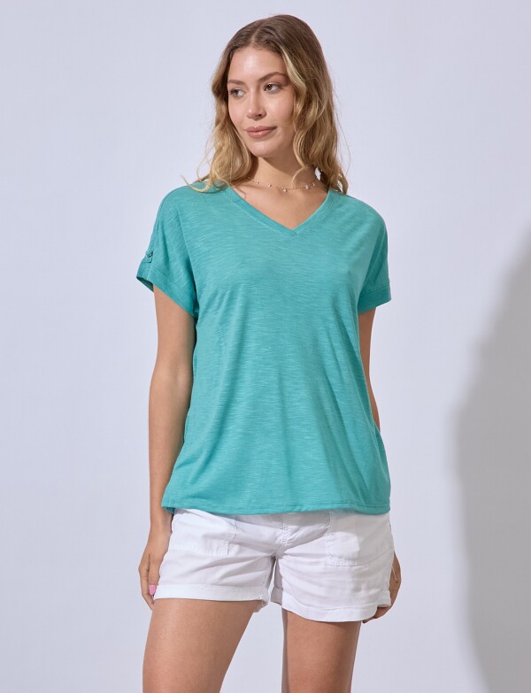 Remera Escote V VERDE AGUA