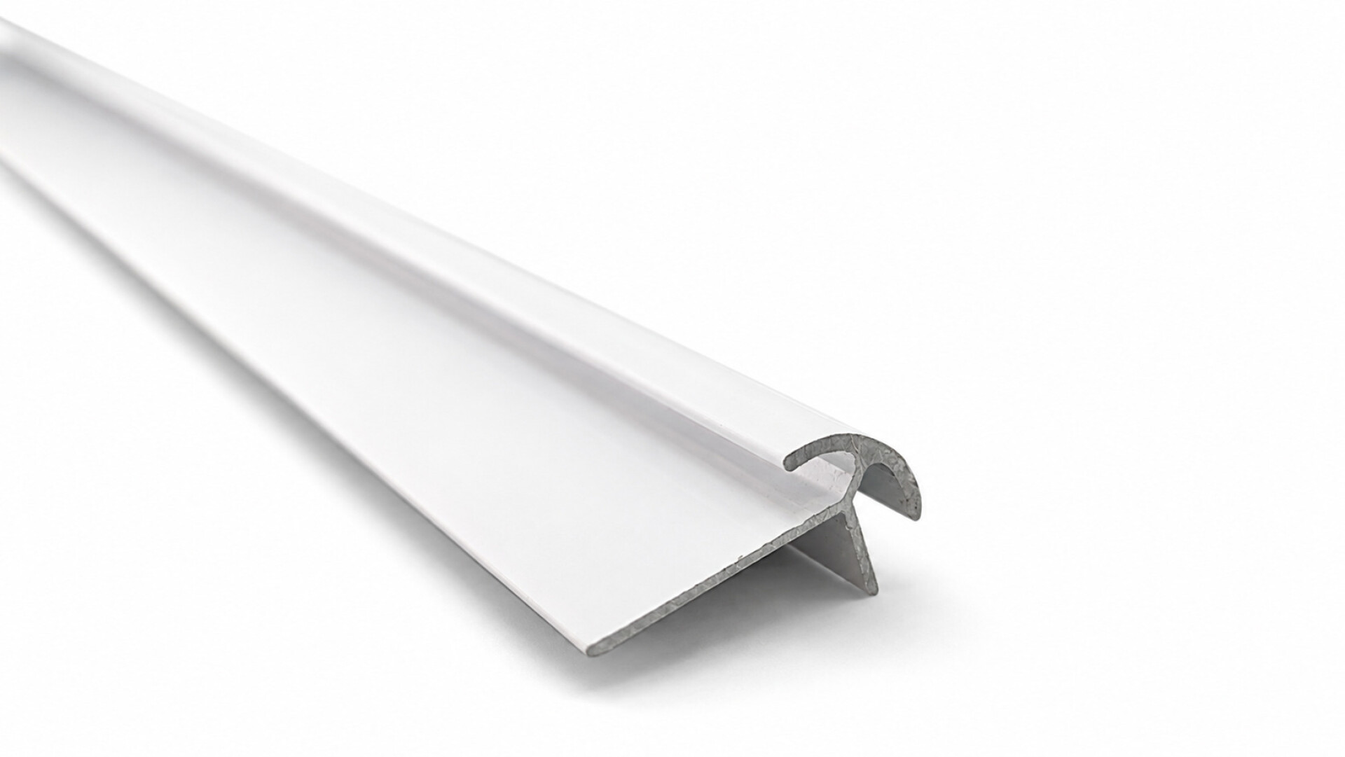 Perfil Para Placas de PVC Angulo Exterior Blanco Mate 3mm x 2.5mts 