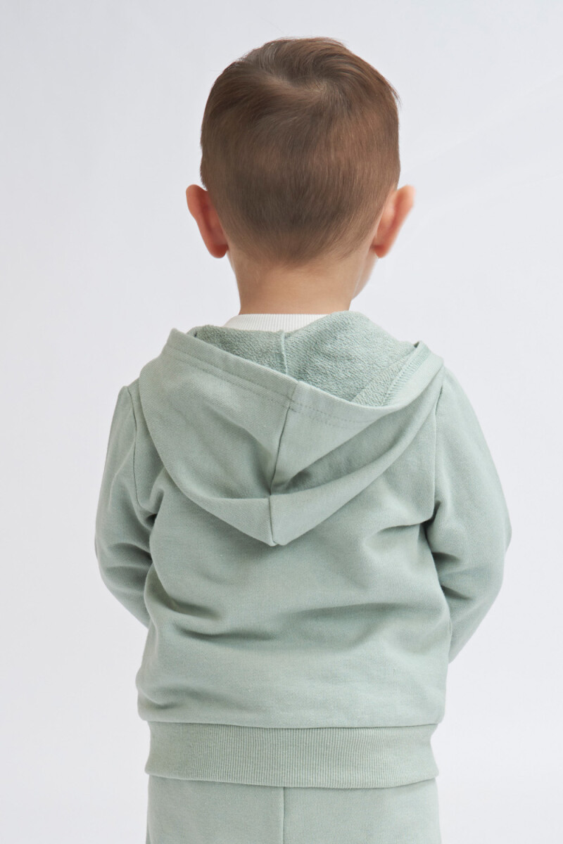Chaqueta deportiva liviana Verde