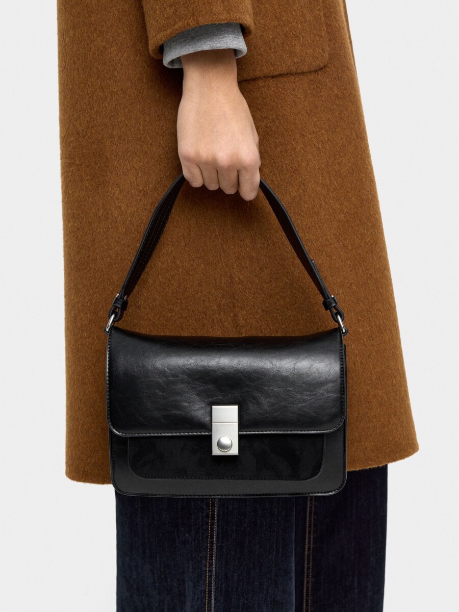 Bolso De Mano Con Solapa negro