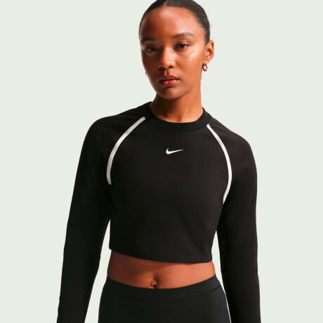 Remera Nike Street Manga Larga Body Bold Cr De Mujer Negro