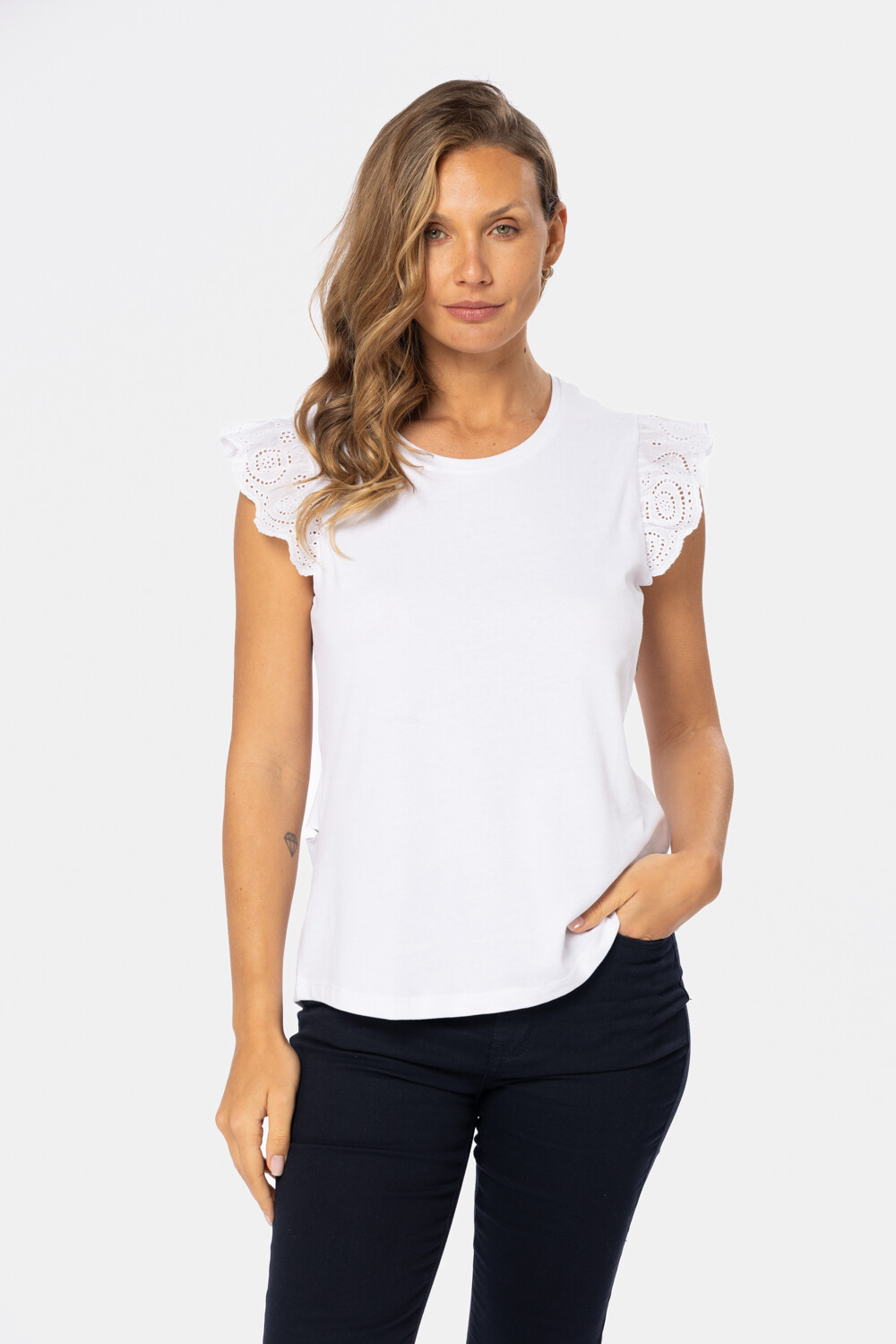 REMERA VOLADOS LISA Blanco