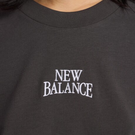 Remera New Balance Dama - - WT61J0VVABR BLACK