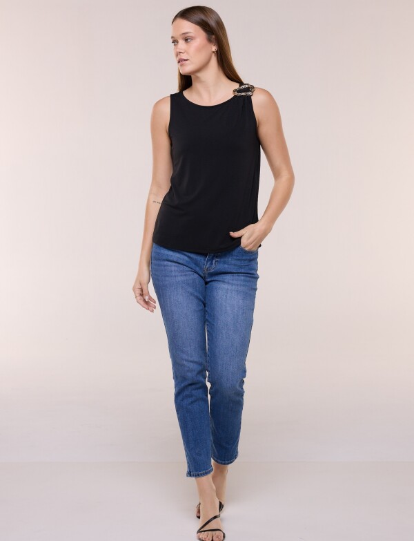 Musculosa Con Broche NEGRO