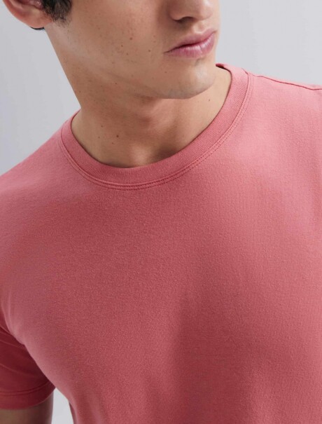 CAMISETA BÁSICA UNISSEX REGULAR WORLD ROJO