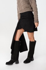 Falda Leather Lazo Negro