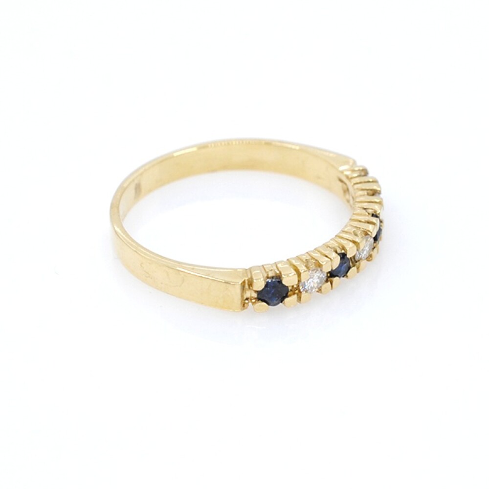 Anillo medio sin fin zafiros y brillantes con engarce 4 puntas Anillo medio sin fin zafiros y brillantes con engarce 4 puntas