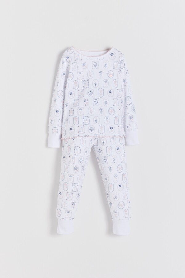PIJAMA CARLA STAMPS Estampado