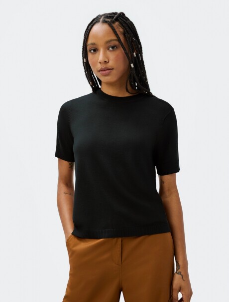 BLUSA DE PUNTO LIGERA DE MANGA CORTA NEGRO