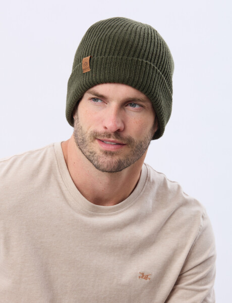GORRO TEJIDO Verde