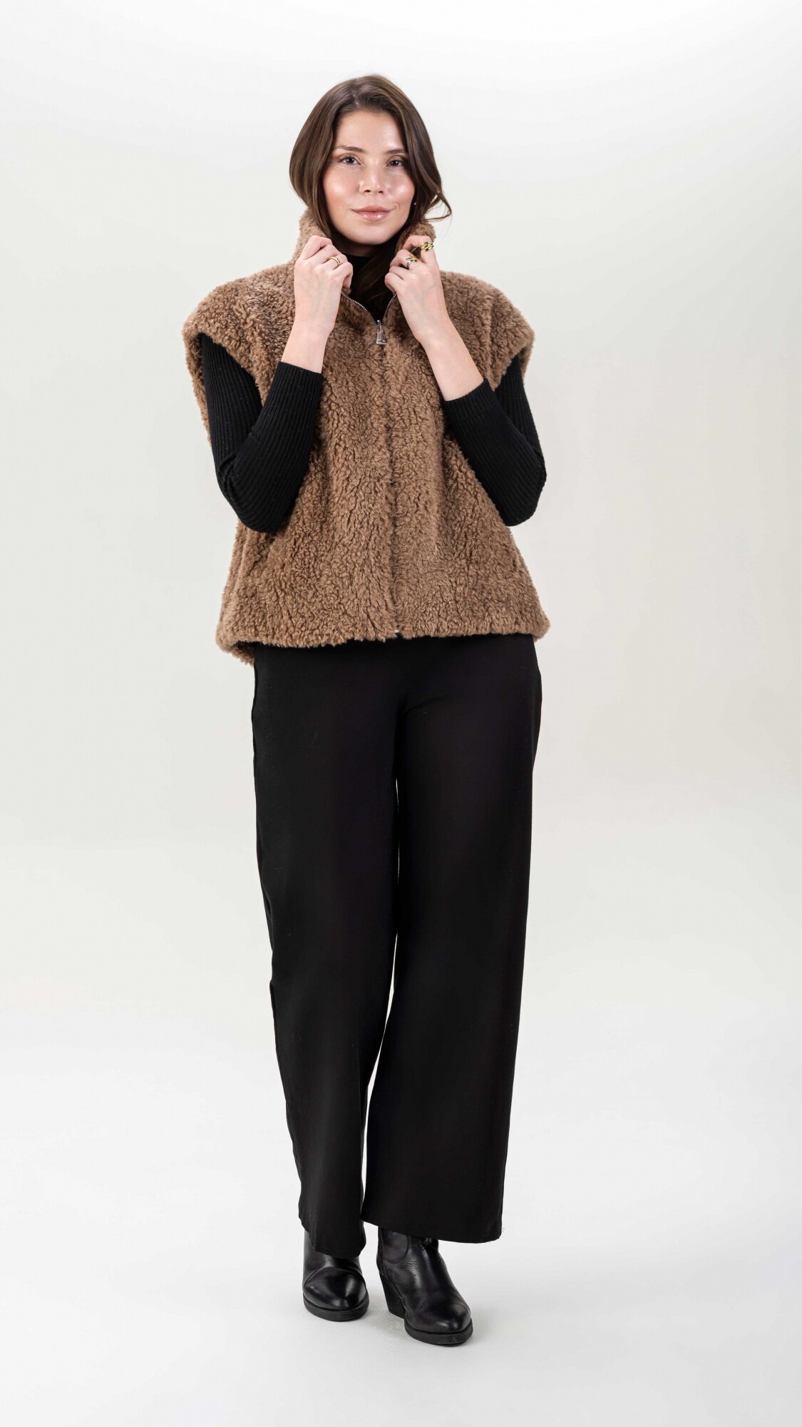 Chaleco Reversible Marena Camel