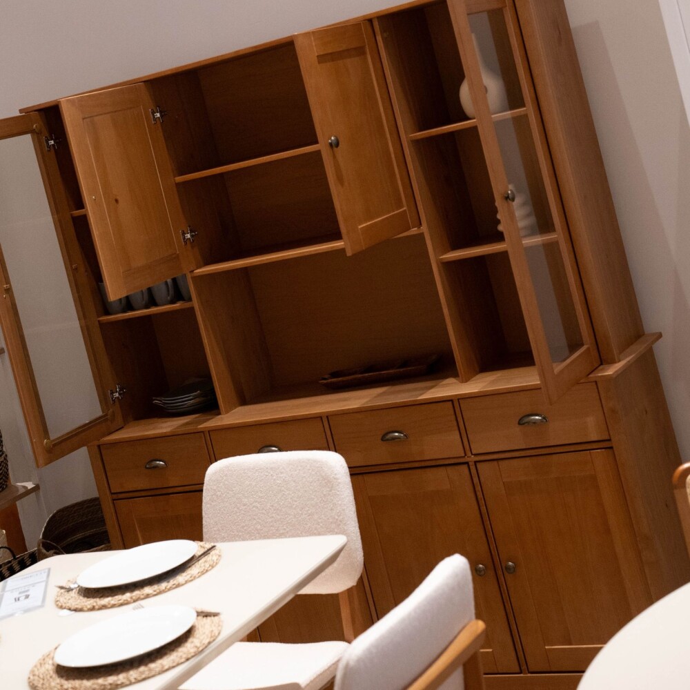 Cristalero - 8 Puertas - 4 Cajones - Línea Colonial Freijo