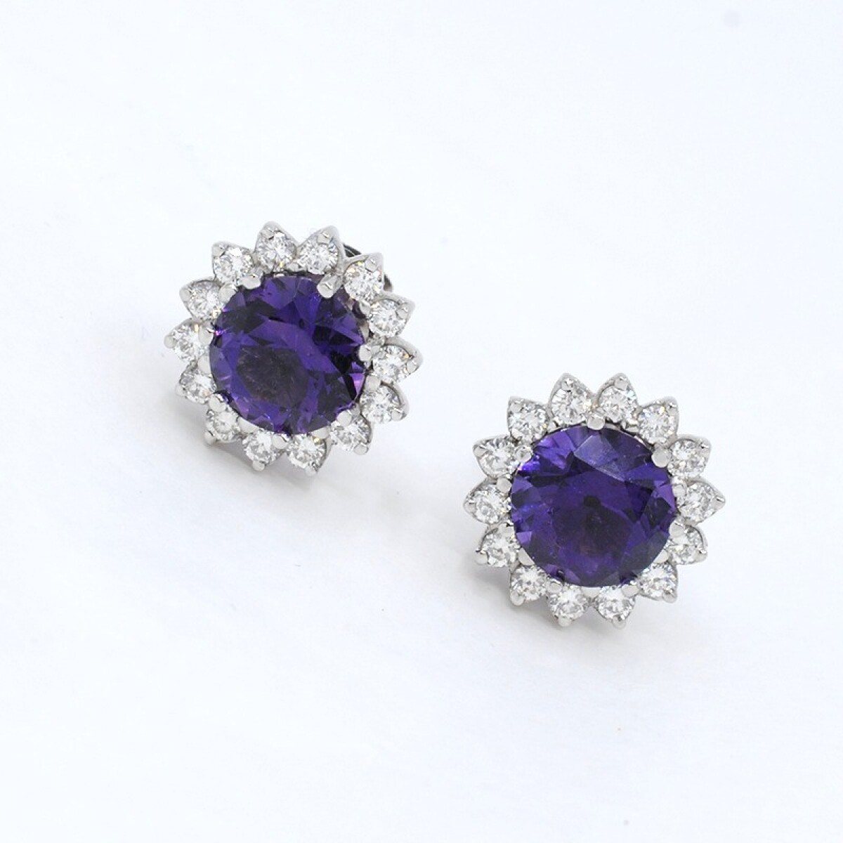 Caravanas En Oro 18K Branco, Amatistas Y Brillantes 