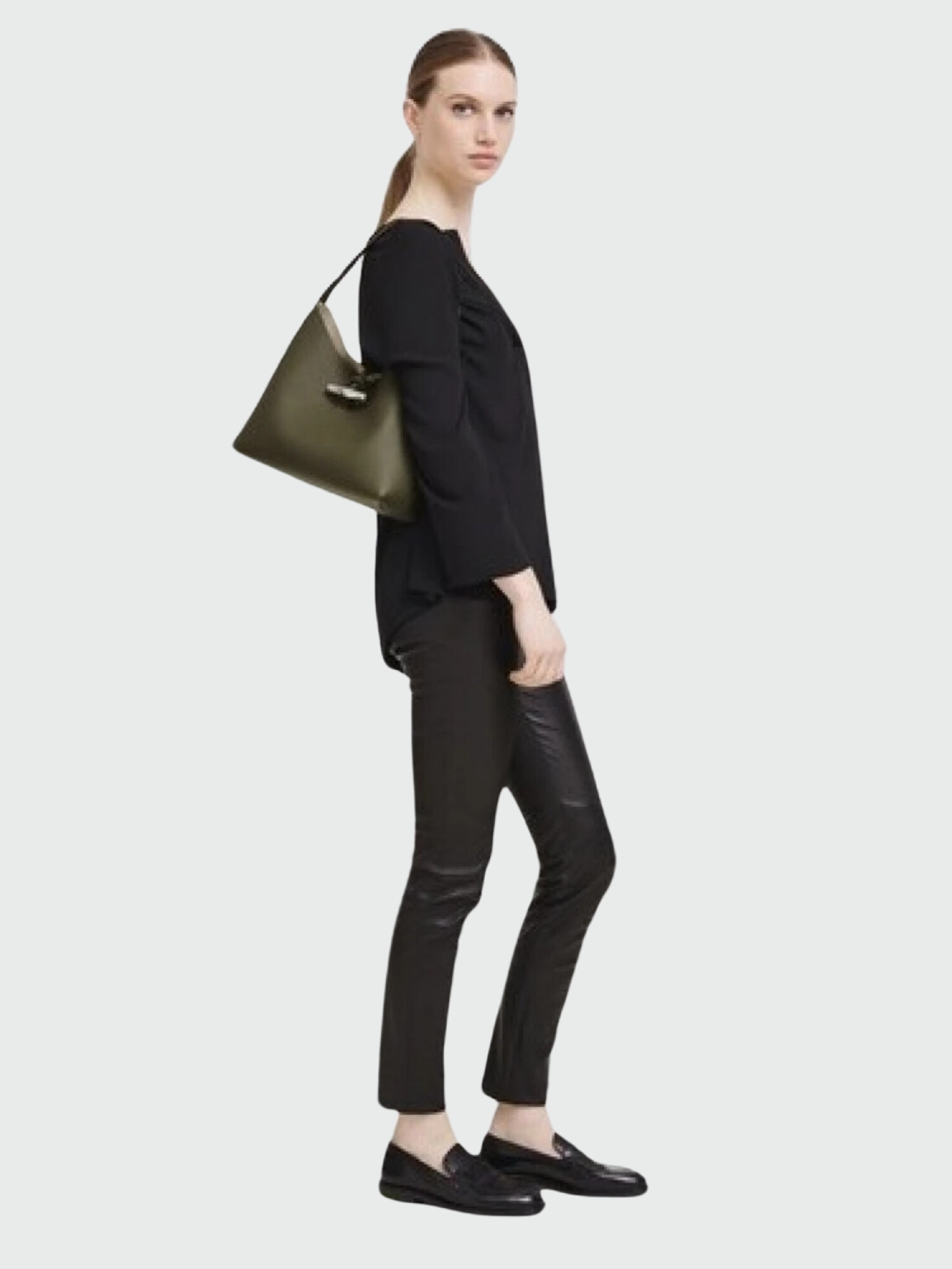 Cartera cl sica de cuero Roseau Essential Verde Fifth Av