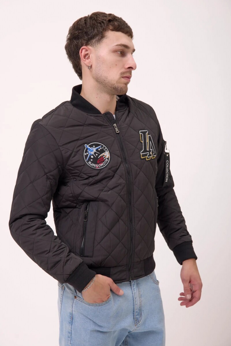 Campera bomber capitoneada Negro