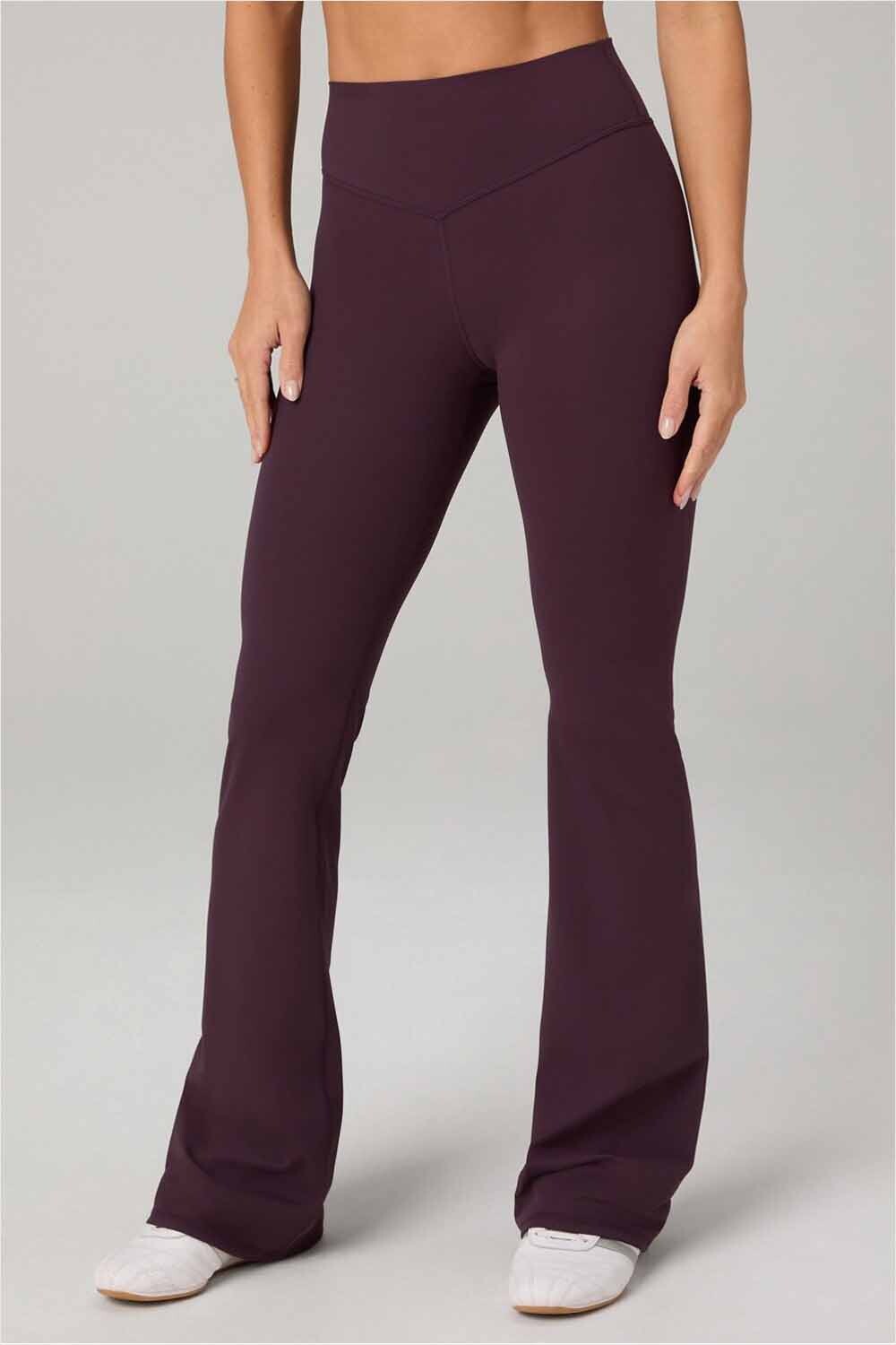 Pantalón Pureluxe High-Waisted Tlc Kick Flare Mujer Oxblood