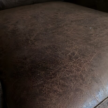 SOFÁ SILLÓN 3 CUERPOS NUBUCK - CON TACHAS CHOCOLATE