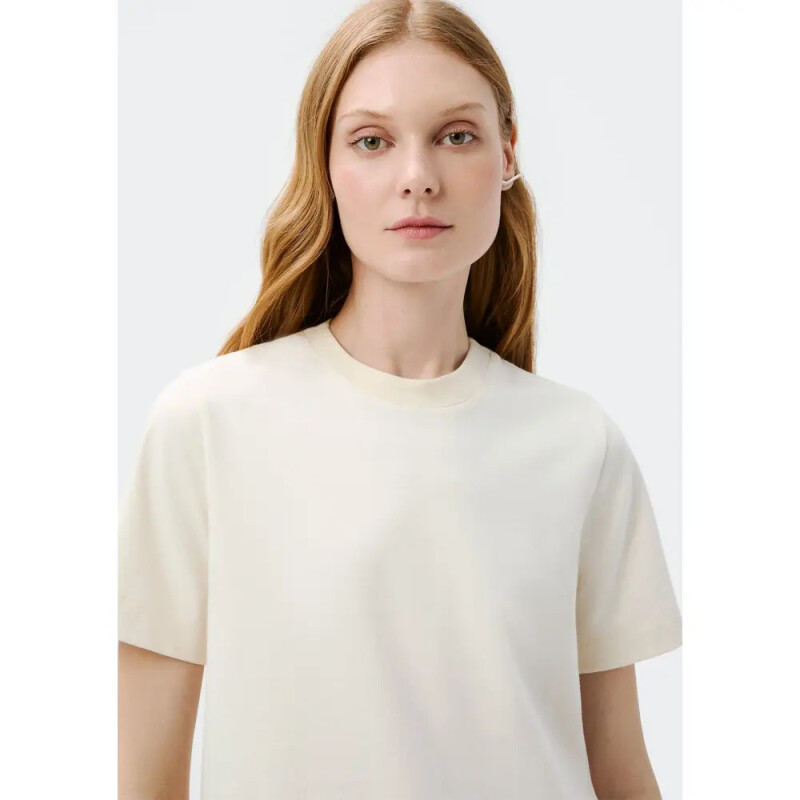 BLUSA FEM CAQUI CLARO