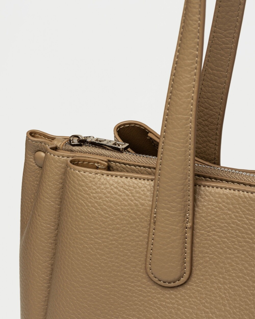 Shopper Erin en efecto cuero graneado Taupe