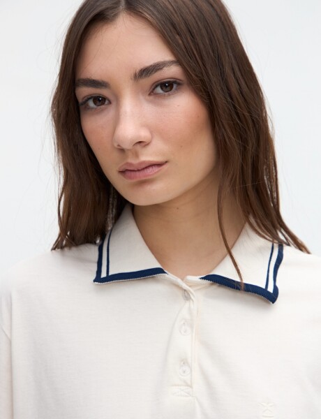 Remera polo Renata Off white