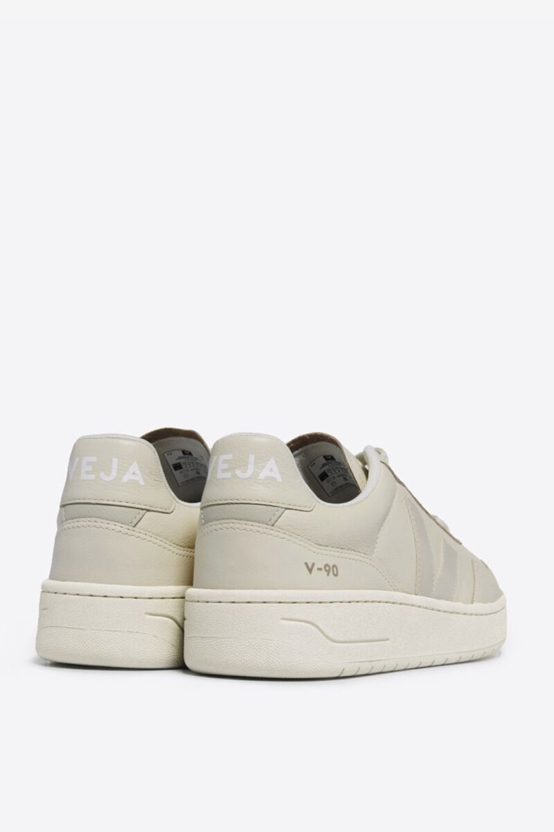 Zapatilla V-90 Crema