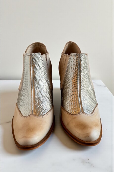 Bota Alexa Natu Con Dorado Y Arte Bota Alexa Natu Con Dorado Y Arte