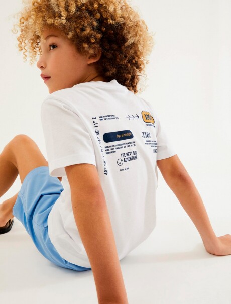 MUSCULOSA TEJIDA CON ESCOTE V BORDEAUX
