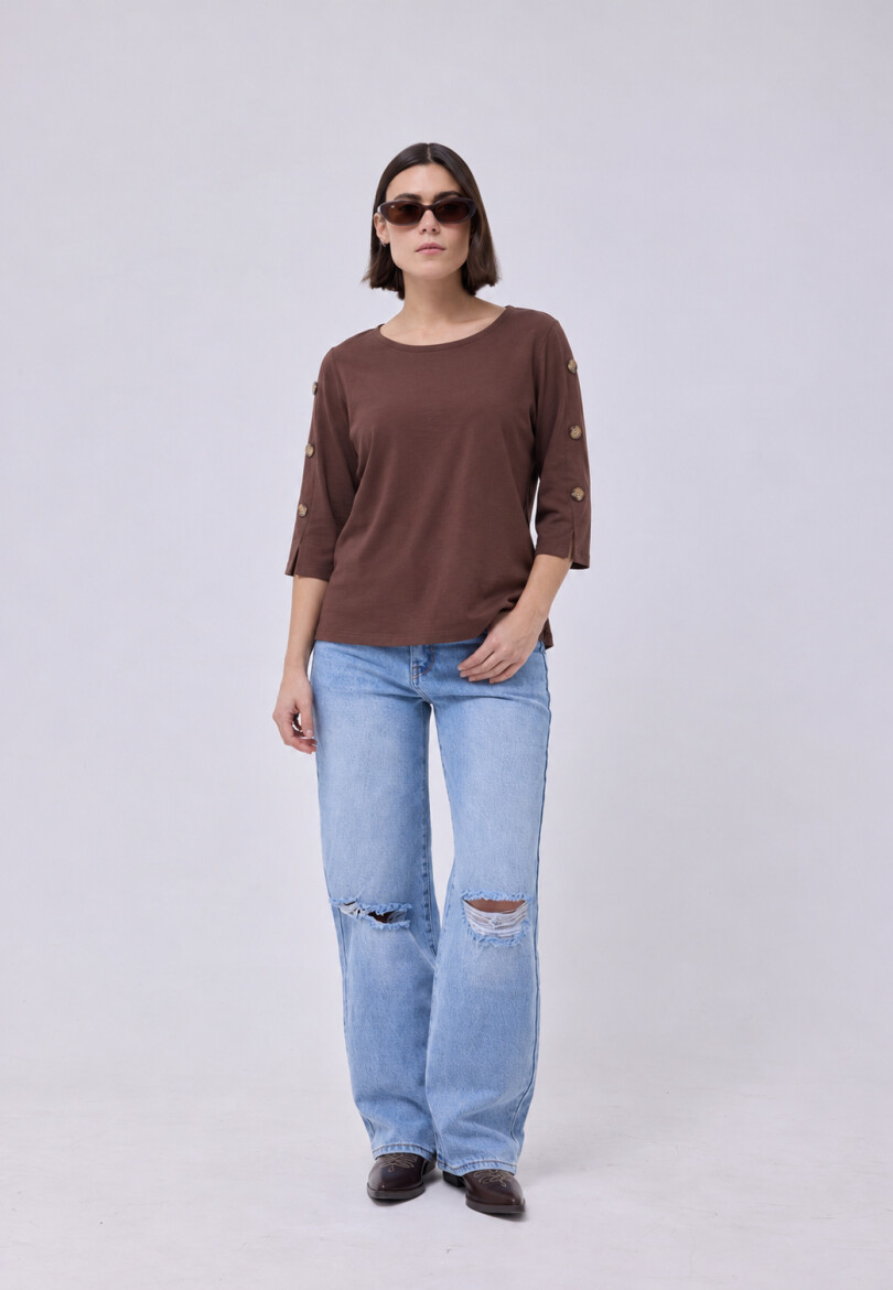 Remera Botones Chocolate