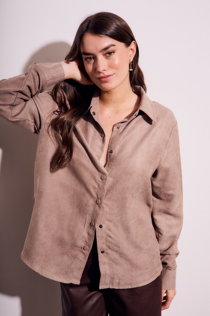 Camisa Gamuza Vegana Mocha