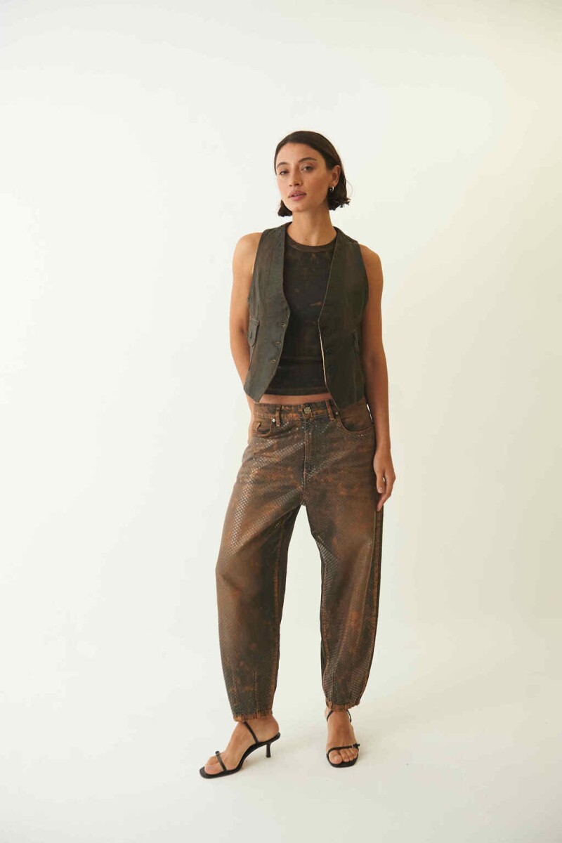 J. SLOUCHY COOPER Cobre