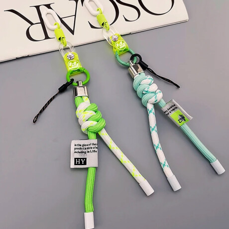 Llavero con cordones de colores Celeste