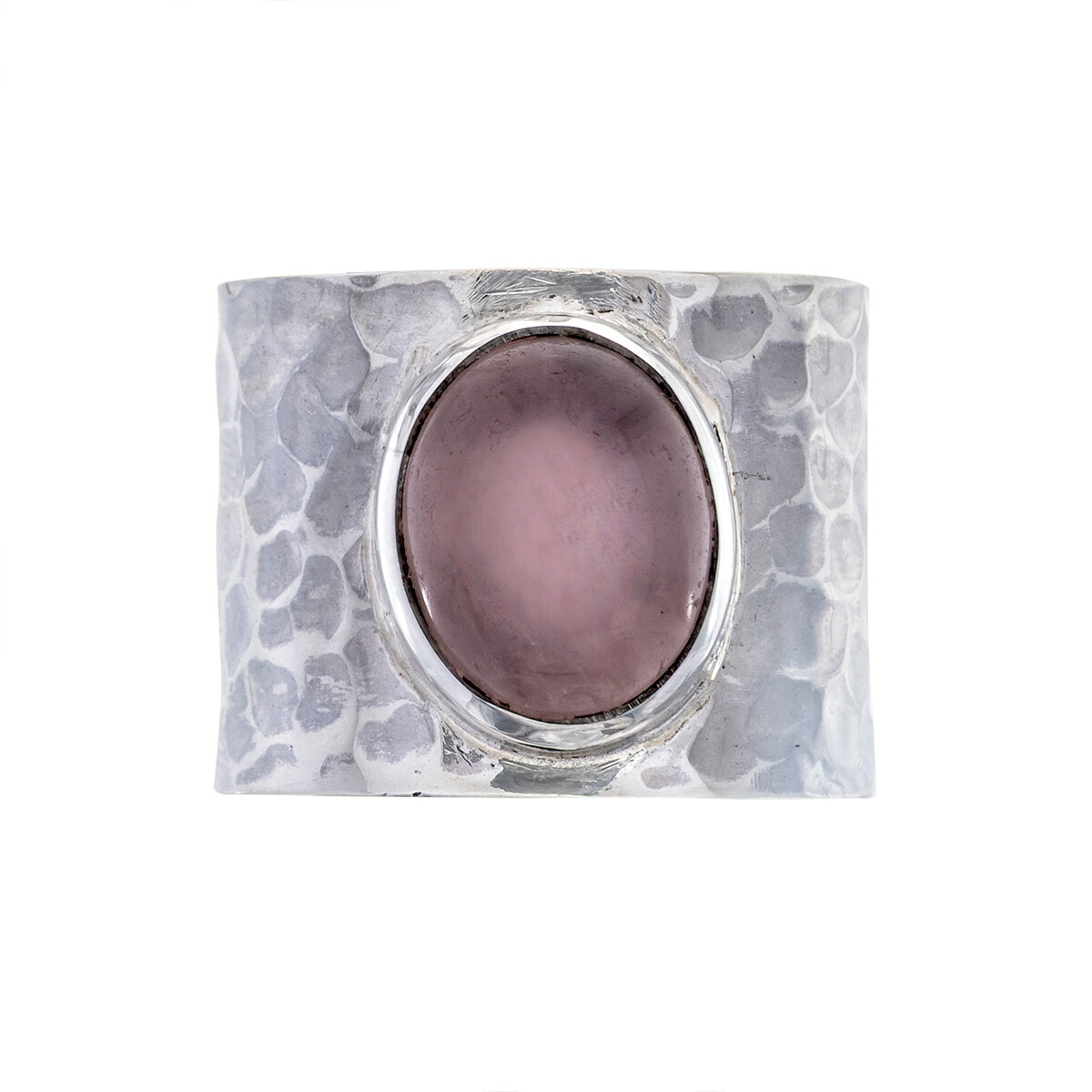 Anillo de plata 925 martillado con cuarzo rosa. 