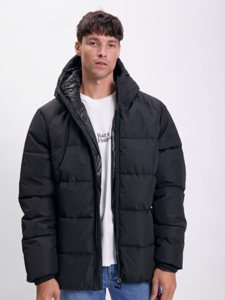 Campera capitoneda Negro
