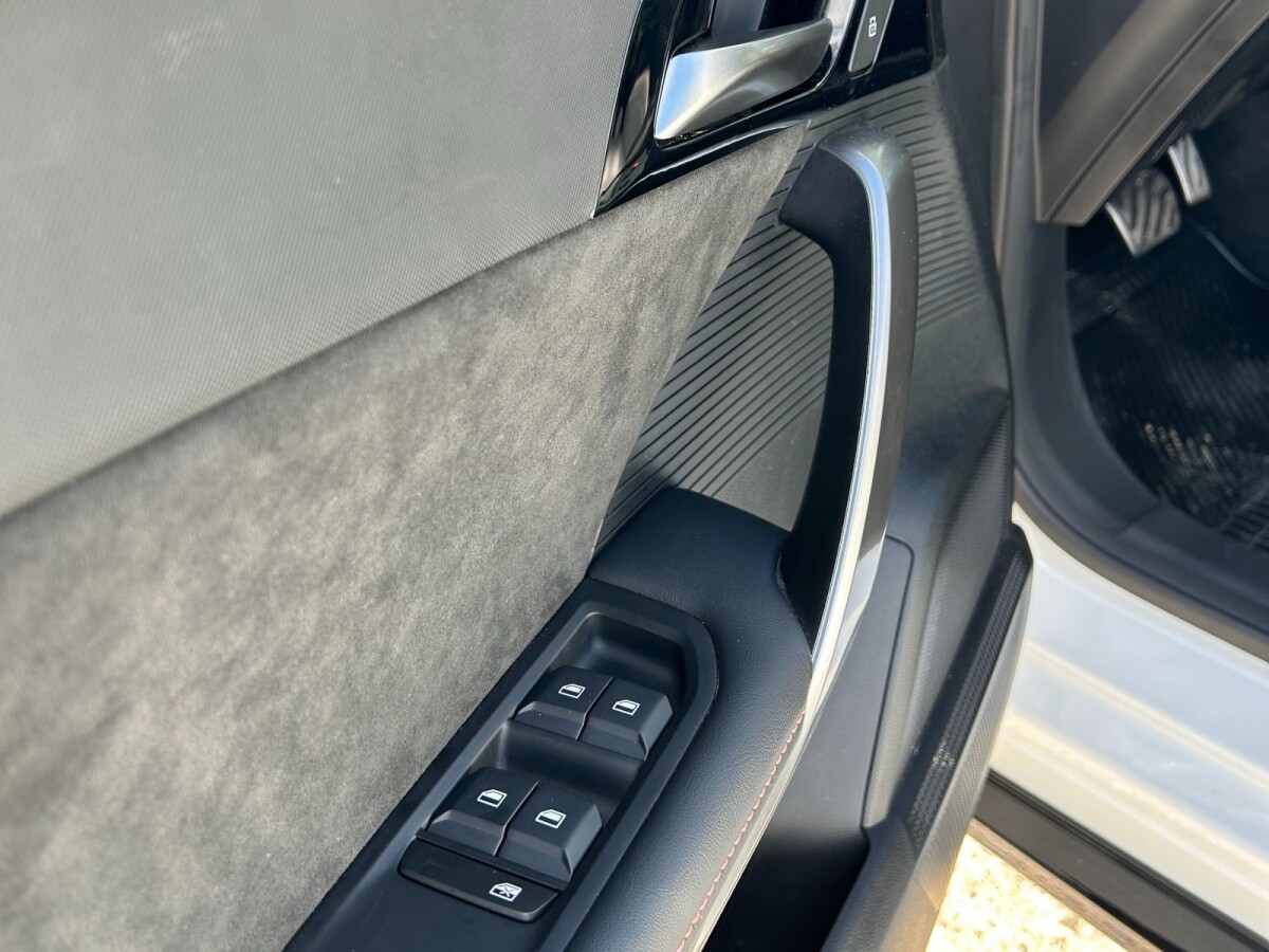 MG MG4 Deluxe 150 KW Extra Full 2026 0KM MG MG4 Deluxe 150 KW Extra Full 2026 0KM