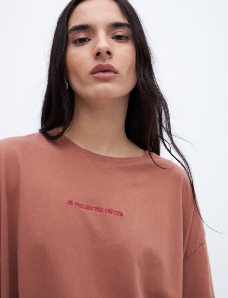 Remera Lara Marrón