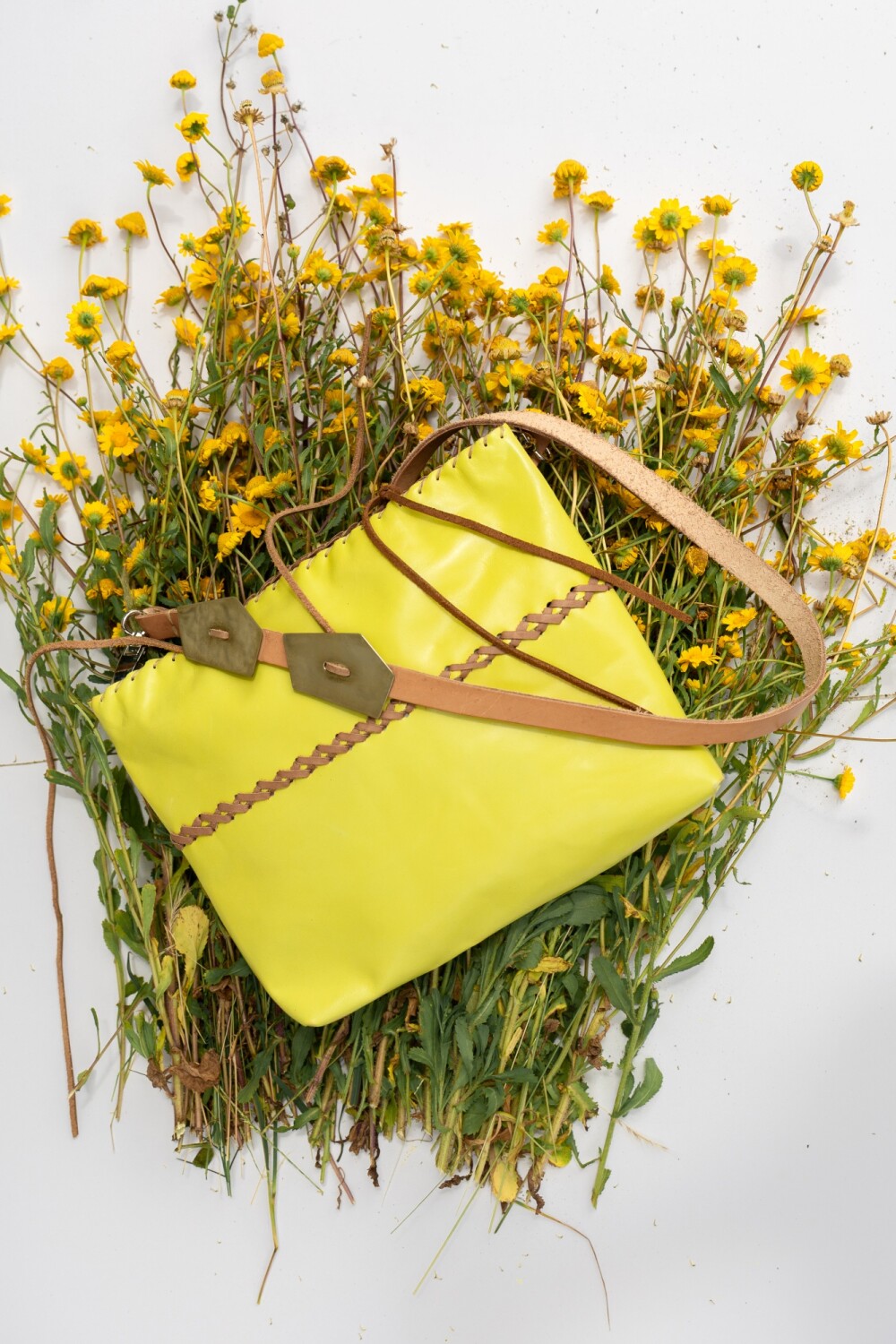 Jewel Envelope Bag Pistacho