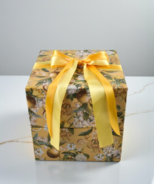 Caja Rigida 19,5x19,5 con lazo Diseño 1