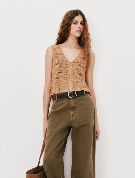 BLUSA DE PUNTOS BEIGE
