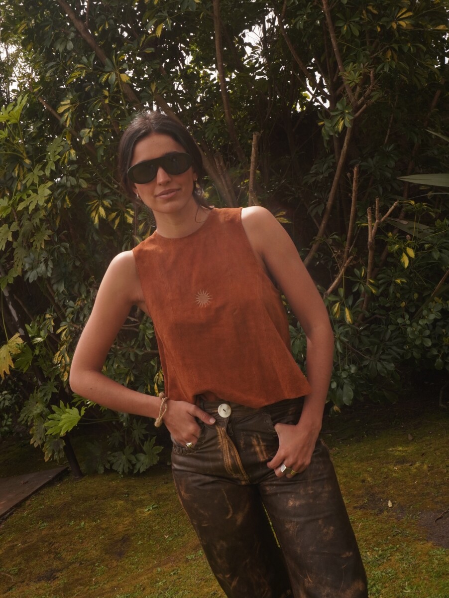 Sun Suede Vest - Gamuza Habano 